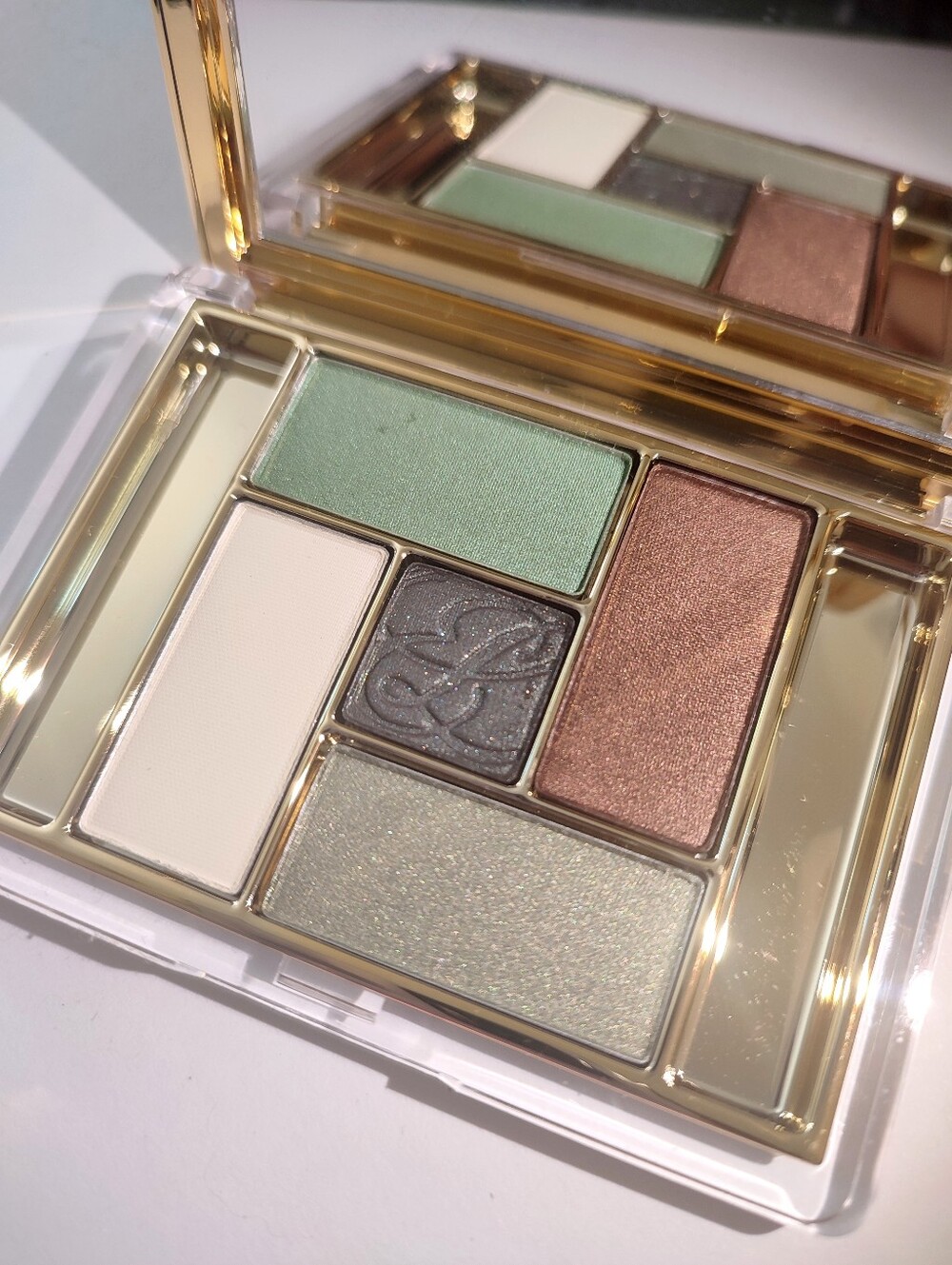 Estee Lauder Pure Color 09 Emerald Oasis Eyeshadow Palette